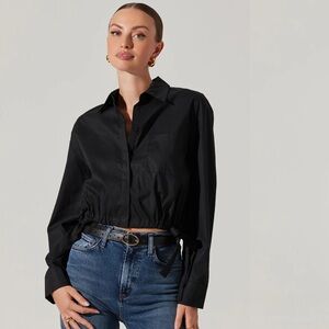 ASTR Cyril Cinch Waist Button-Up Top